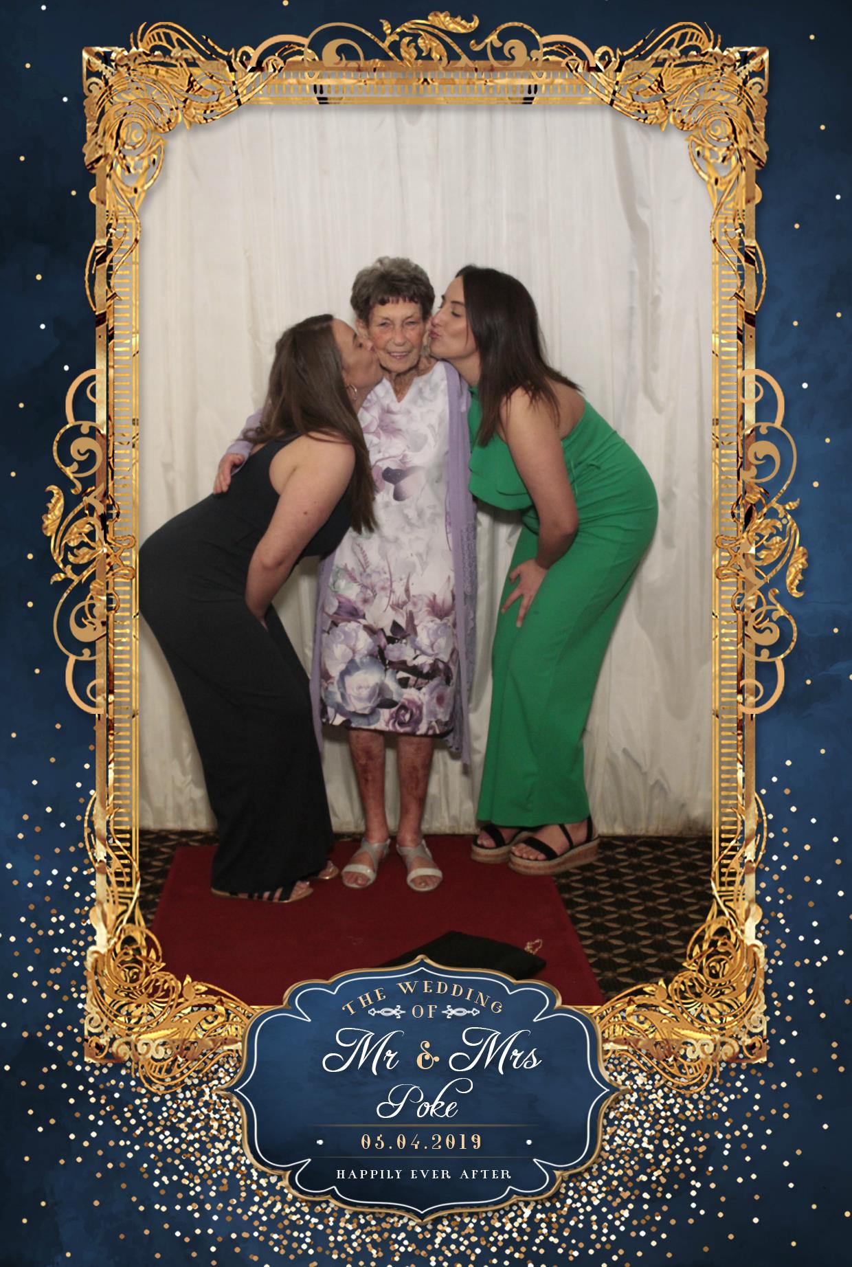 Mr & Mrs Poke | View more photos from the event at gallery.myphotoboothexperience.co.uk/u/MyPhotoBoothExperienceLtd/Mr-Mrs-Poke